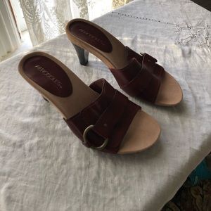 Open toe shoes with buckle never worn